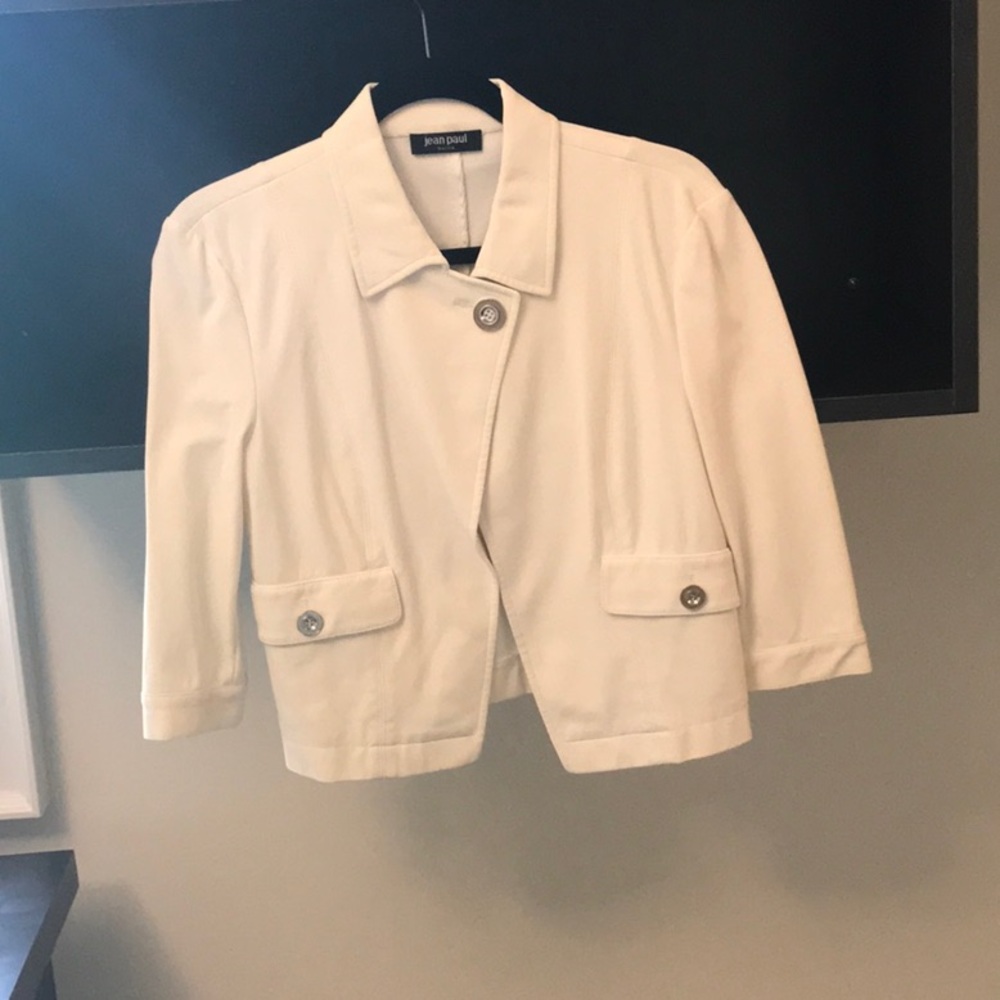Jean Paul Berlin White Jacket with 3/4 Sleeves and Silver Buttons